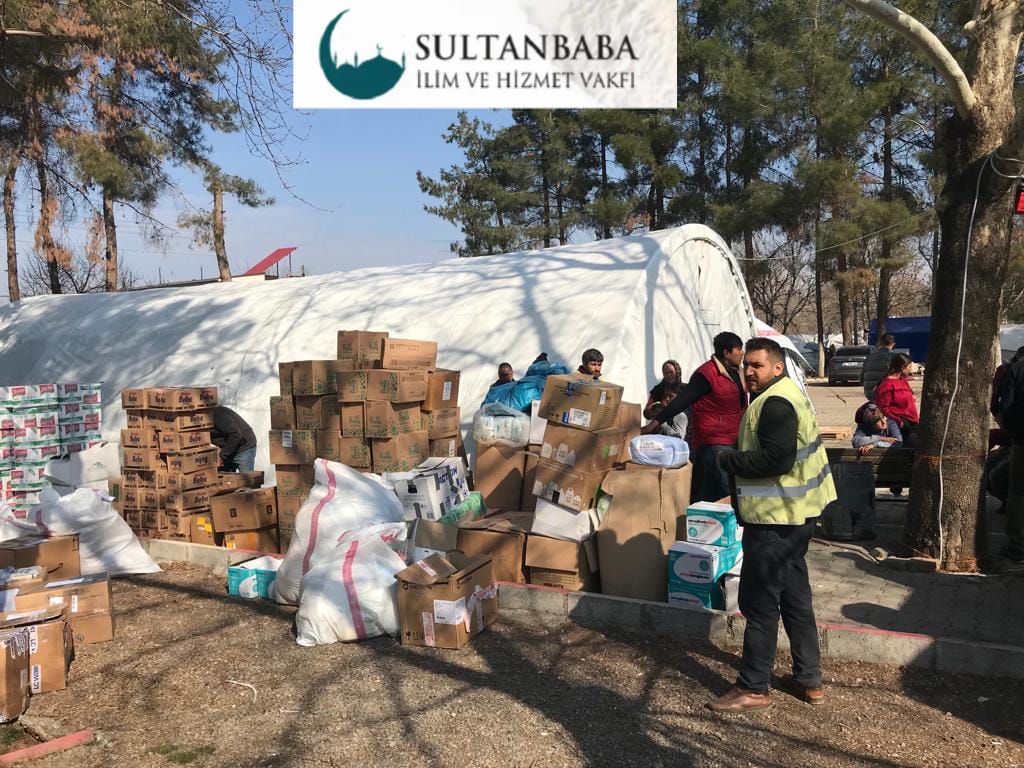 Sultan Baba lim ve Hizmet Vakf Kzlay Koordinesinde Deprem Blgesinde